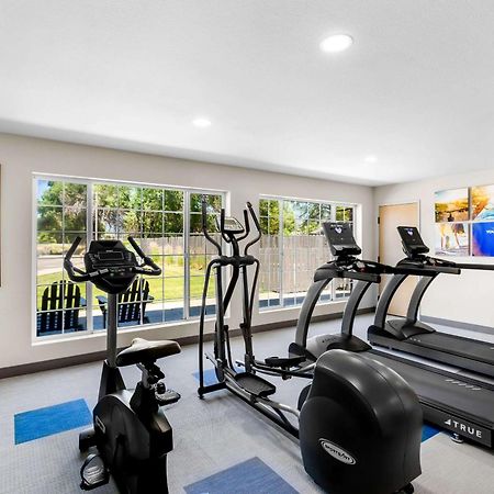 Comfort Inn & Suites Сузанвилл Экстерьер фото