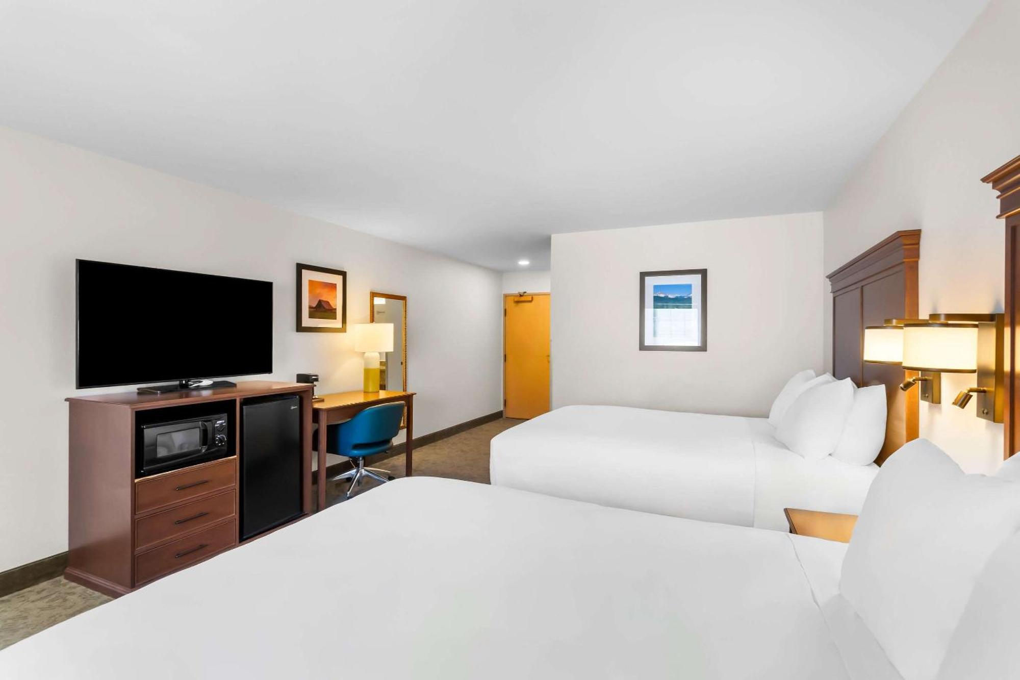 Comfort Inn & Suites Сузанвилл Экстерьер фото