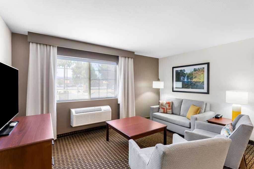 Comfort Inn & Suites Сузанвилл Номер фото